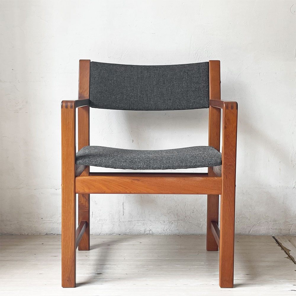 ディースキャン D-SCAN チーク材 アームチェア ダイニングチェア ファブリック デンマーク 北欧家具 美品 ★