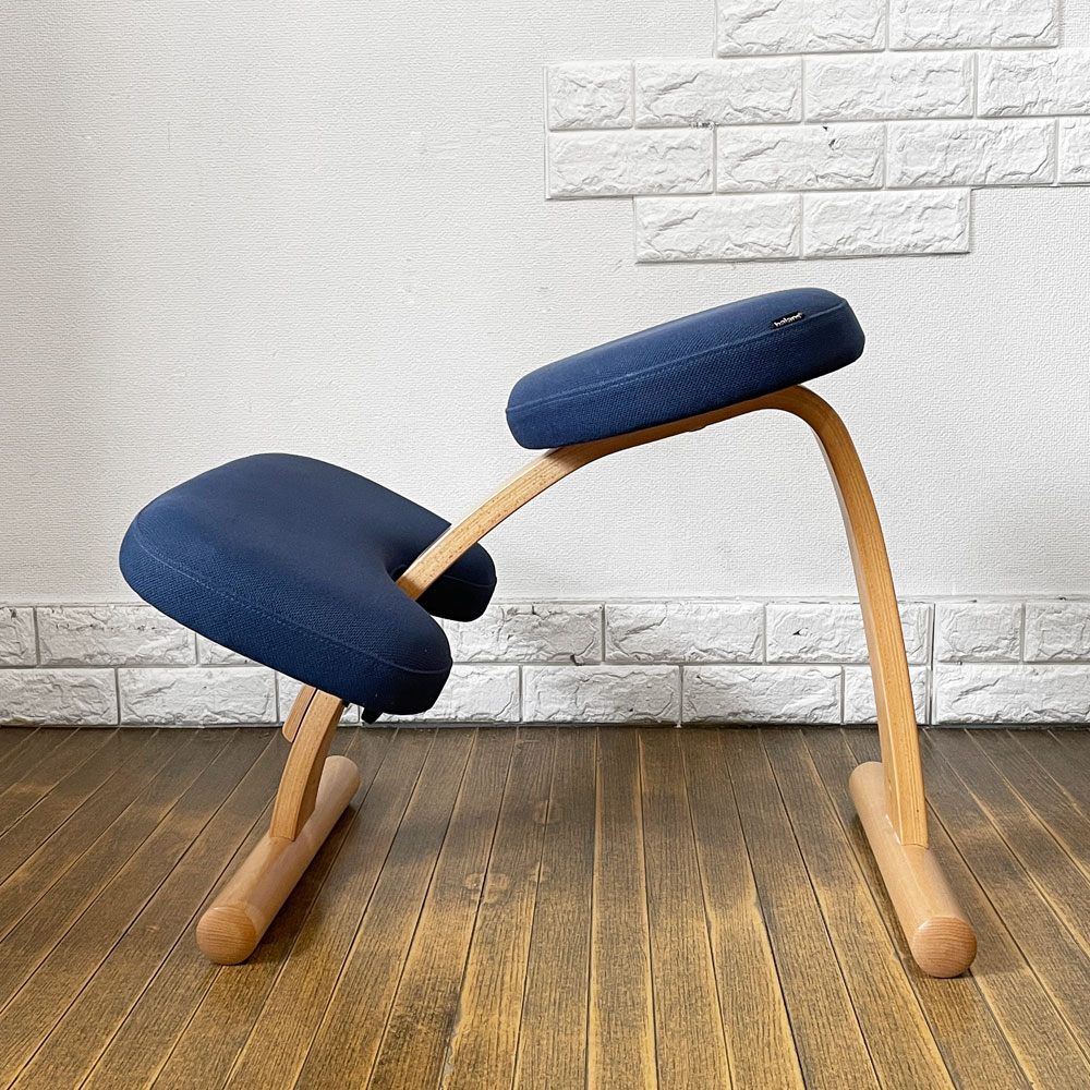 サカモトハウス SAKAMOTO HOUSE バランスイージー balans Easy バランスチェア ネイビー 学習椅子 姿勢矯正  ◎