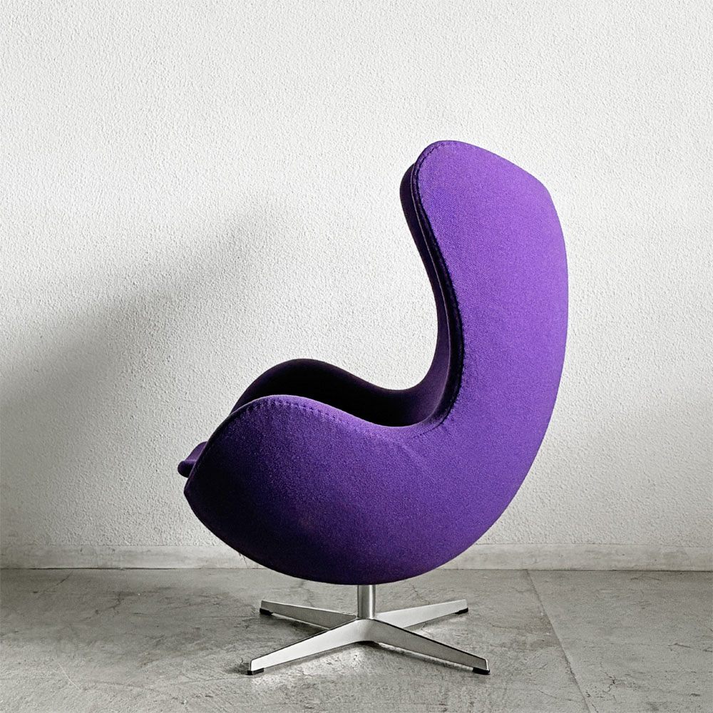 フリッツハンセン Fritz Hansen エッグチェア Egg chair ラウンジチェア ファブリック Kvadrat生地 パープル系 アルネ・ヤコブセン 参考定価￥1,185,800～ 〓