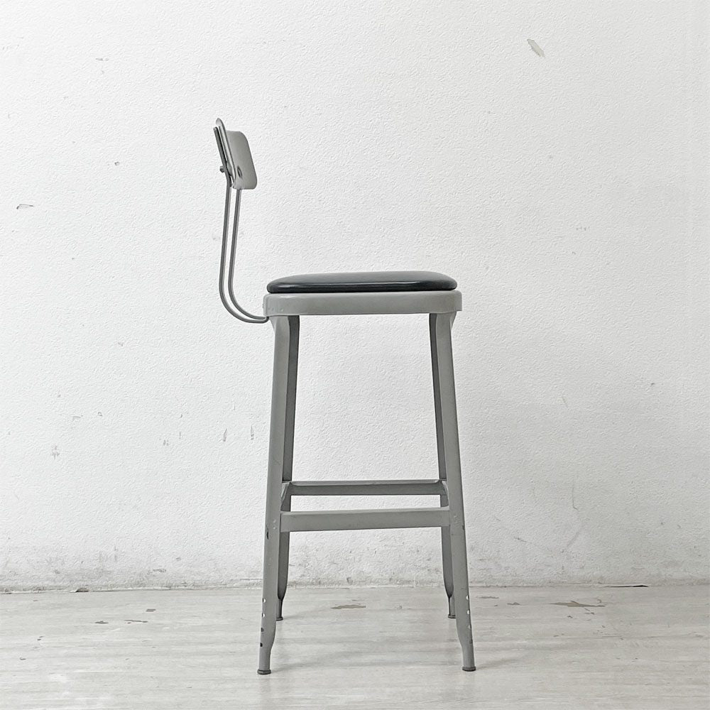 リオン LYON ファクトリー チェア FACTORY CHAIR カウンターチェア グレー バックレスト クッション PVCレザー 座面高69cm パシフィックファニチャーサービス P.F.S取り扱い E ●