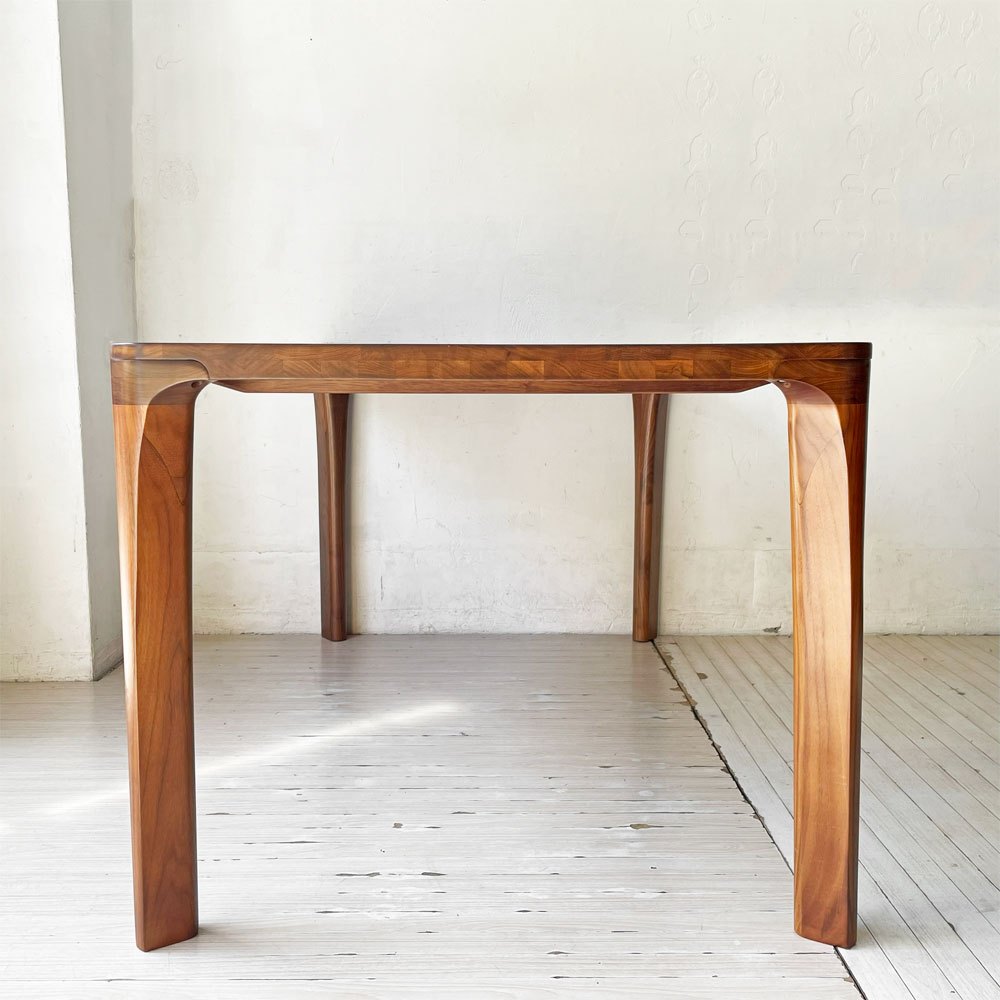 カリモク Karimoku ダイニングテーブル DD5235 ウォールナット無垢材 W150cm オーダー品 美品 参考定価293,700円 ★