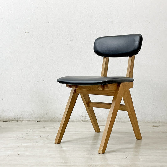 ドアーズリビングプロダクツ DOORS LIVING PRODUCTS ボシー BOTHY Mountain Leg Chair ダイニングチェア PVCレザー オーク無垢材 コンパスレッグ B ●