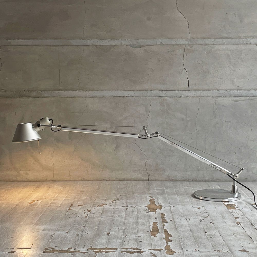 アルテミデ Artemide トロメオテーブル Tolomeo Table アルミ デスクライト テーブルライト ミケーレ・デ・ルッキ イタリア ♪