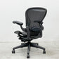 ハーマンミラー Herman Miller アーロンチェア Bサイズ ランバーサポート フル装備 グラファイトベース ビル・スタンフ ＆ ドン・チャドウィック 〓