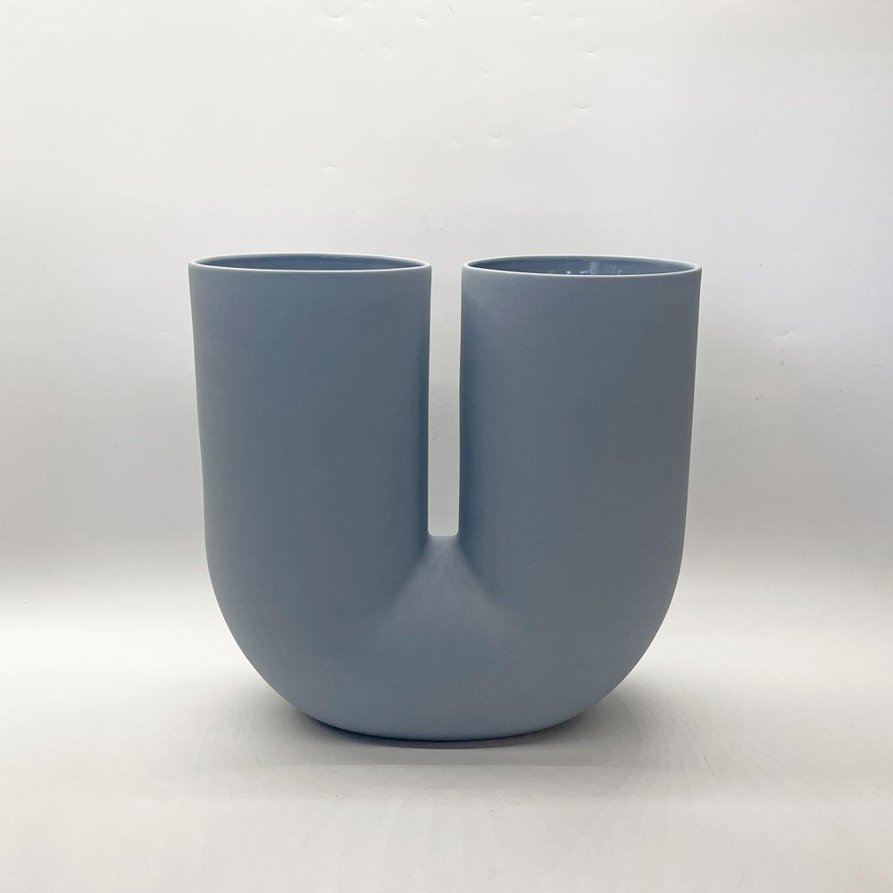 ムート Muuto キンクベース KINK VASE フラワーベース 花瓶 ライトブルー 北欧 デンマーク アーネストスタジオ 箱付き 美品 ★