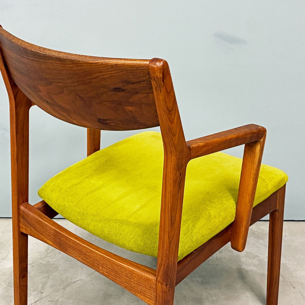 木蔵 BOKURA ピーチェア P chair ハーフアーム ダイニングチェア ウォールナット ファブリックシート イエローグリーン 北欧モダン 定価￥43,890- B ◎