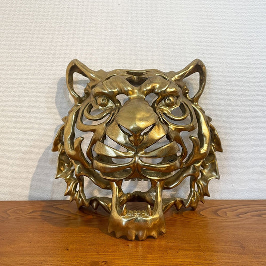 カレ KARE タイガーゴールド ウォールデコレーション 合成樹脂 虎 動物 オブジェ 壁掛けインテリア ドイツ ◎