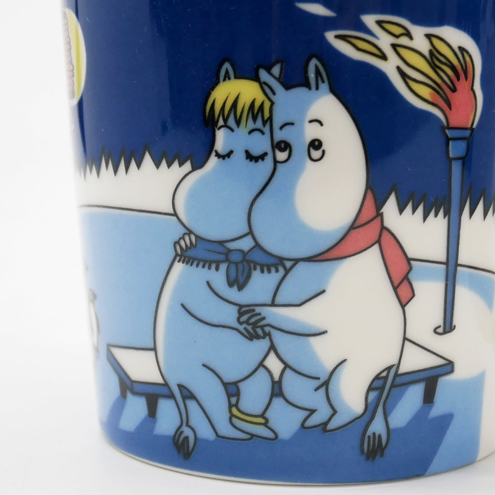 アラビア ARABIA ムーミンマグ MOOMIN  ウィンターボンファイヤー Winter Bonfire 2008年 冬限定 フィンランド 北欧食器 箱付き ●