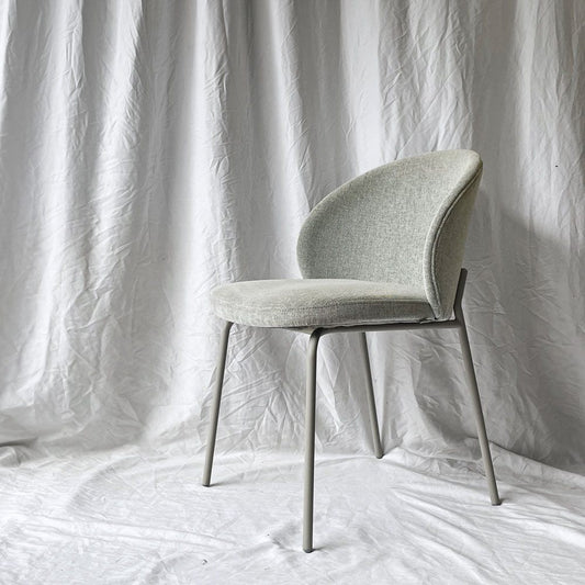 ボーコンセプト BoConcept プリンストン Princeton ダイニングチェア ライトグレー ファブリック メタル脚 マットアッシュグレーラッカー仕上げ B ◇