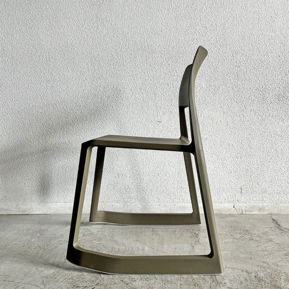 ヴィトラ Vitra ティプトン Tip Ton ワークチェア ダイニングチェア デスクチェア オリーブ スタッキング チルト機能 現行定価￥47,300- 未使用保管品 B 〓