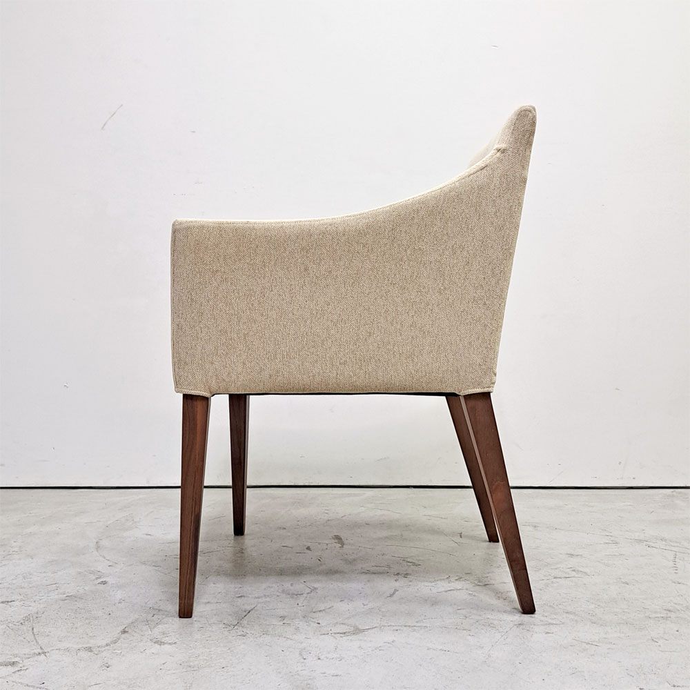 アクタス ACTUS ファイン2 FINE2 ダイニングチェア アームチェア ウォールナット材 ファブリックシート ホワイトベージュ系 張り座 ナチュラルモダン 廃番 A ●