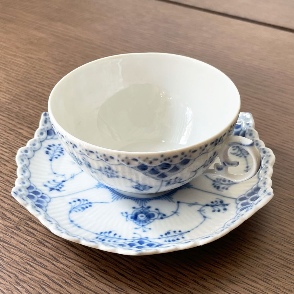ロイヤルコペンハーゲン ROYAL COPENHAGEN ブルーフルーテッド フルレース ティー カップ & ソーサー デンマーク 北欧食器 B ★