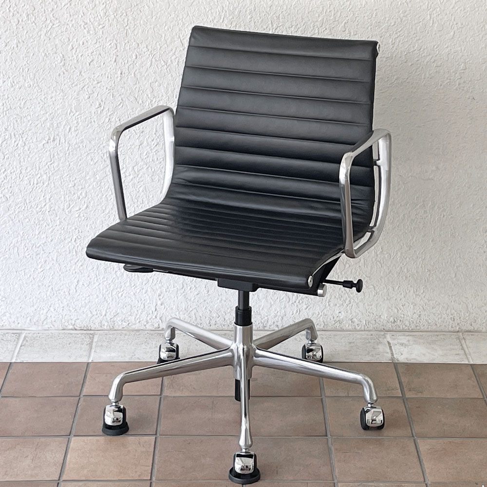 ハーマンミラー Herman Miller イームズアルミナムグループチェア マネージメントチェア アルミバフベース ガス圧昇降仕様 5本脚 キャスタータイプ 本革 イームズ ◇