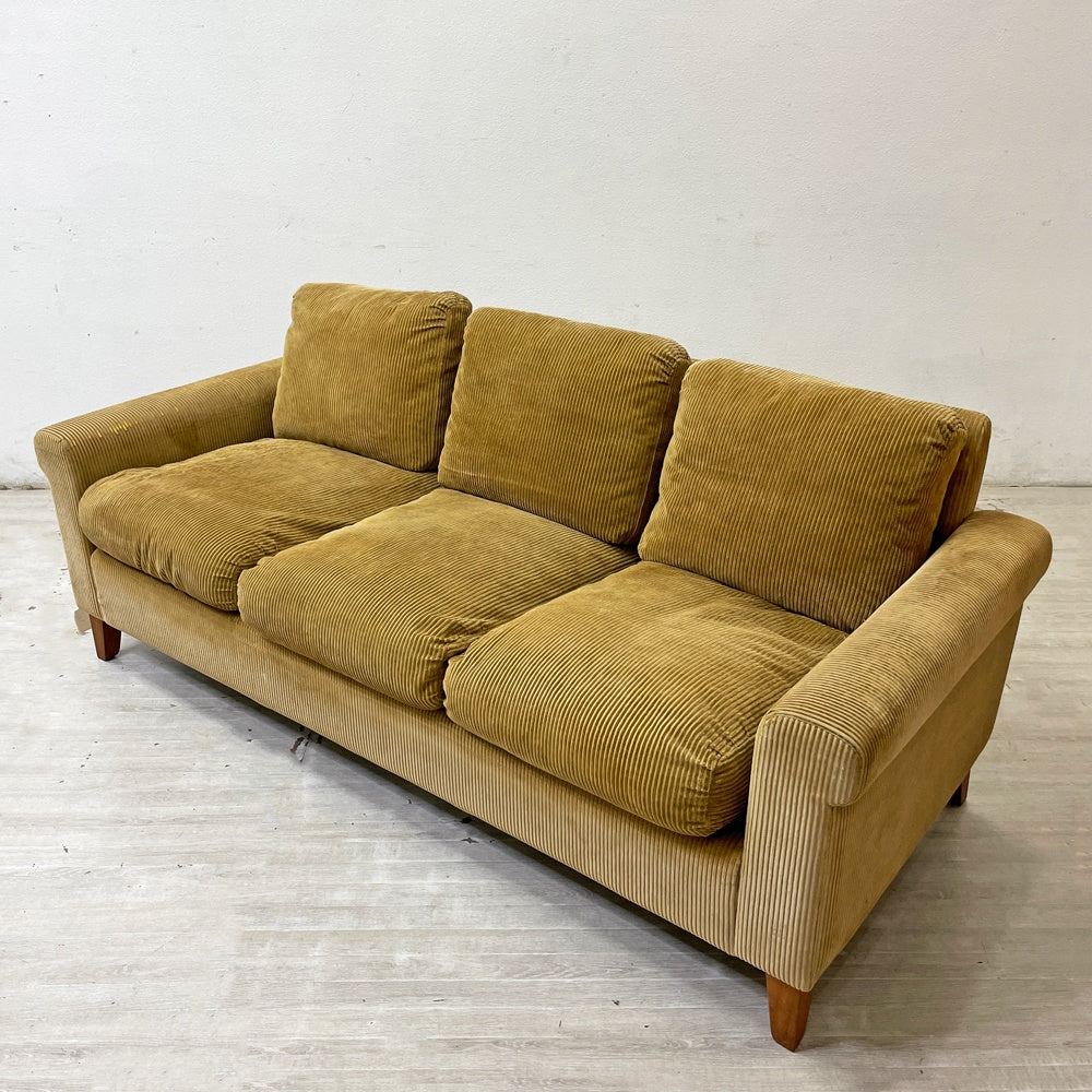 トラックファニチャー TRUCK FURNITURE FKソファ SOFA トリム TRIM 3シーター F-21 グリーンコーデュロイ ウォールナット無垢材 定価￥440,000- ●