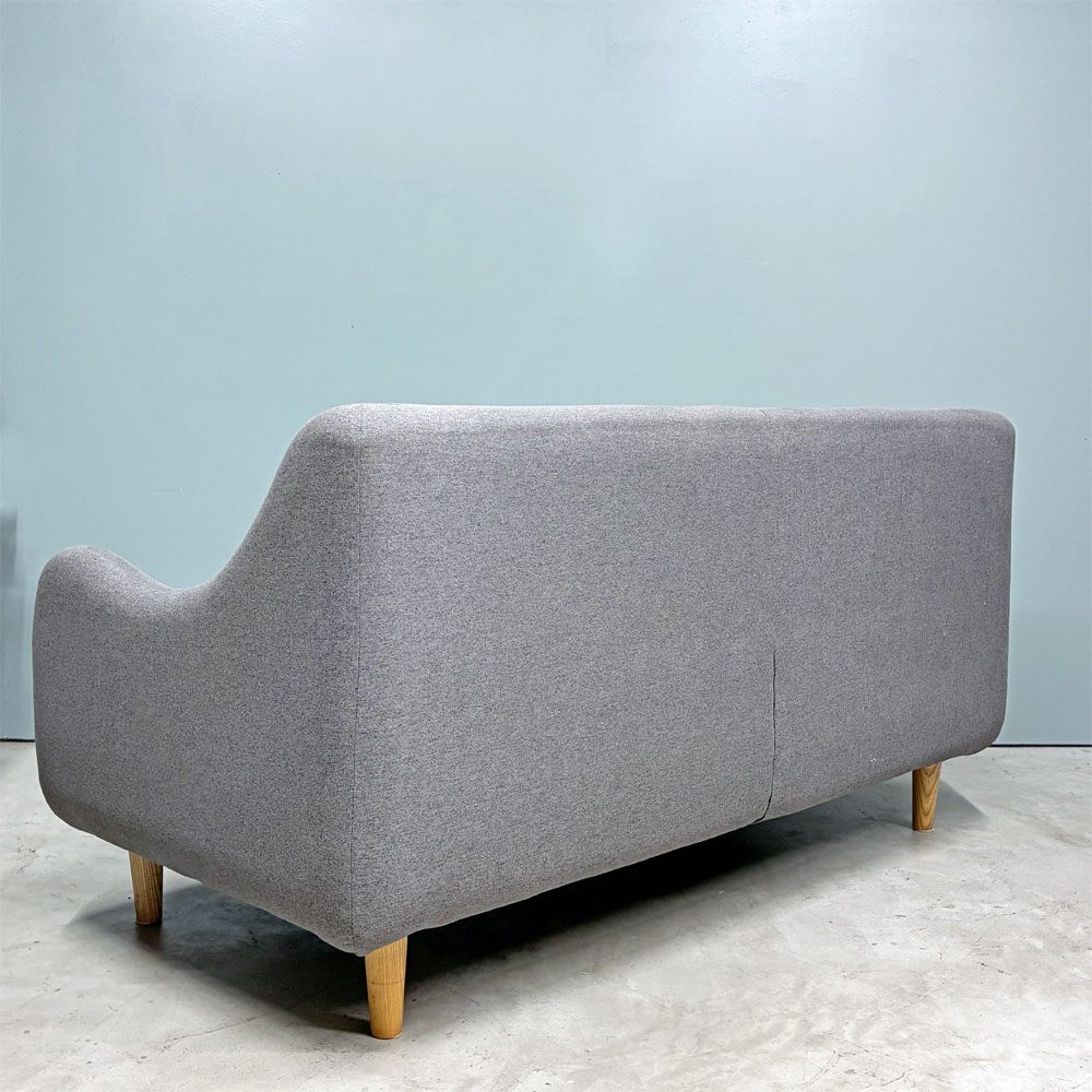 IDC大塚家具 OTSUKA ベッディ 2.5人掛けソファ w168cm リバーシブル グレー 廃番 現状品 ◎