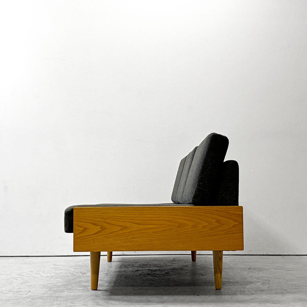 グラフ graf × 相合家具 SOGO adシリーズ デイベッドソファ L DAY BED SOFA ホワイトアッシュ材 ヘリンボーンファブリック グレー 北欧スタイル 定価 308,000円●
