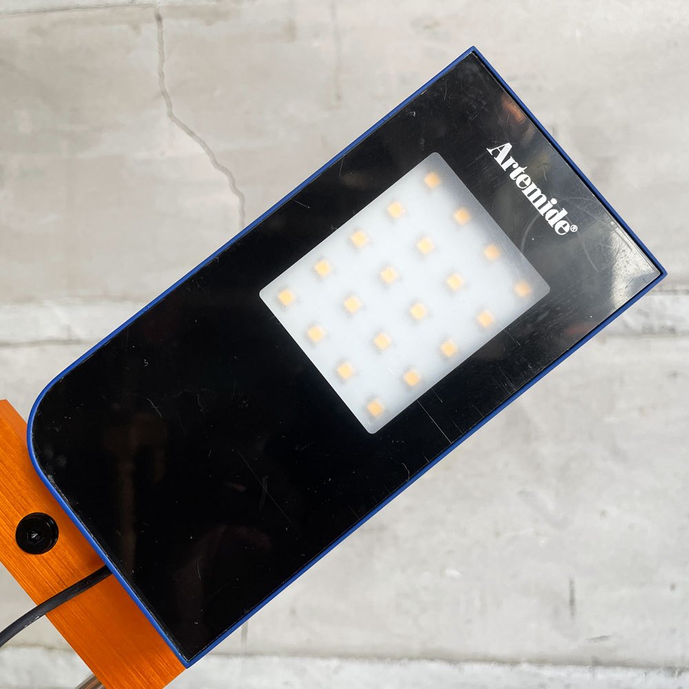 アルテミデ Artemide ローテク Lotek LED テーブルライト デスクライト 無段階調光機能 ハビエル・マリスカル 廃番 展示品 箱付♪