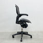 ハーマンミラー Herman Miller アーロンチェア Bサイズ ランバーサポート フル装備 グラファイトベース ビル・スタンフ ＆ ドン・チャドウィック 〓