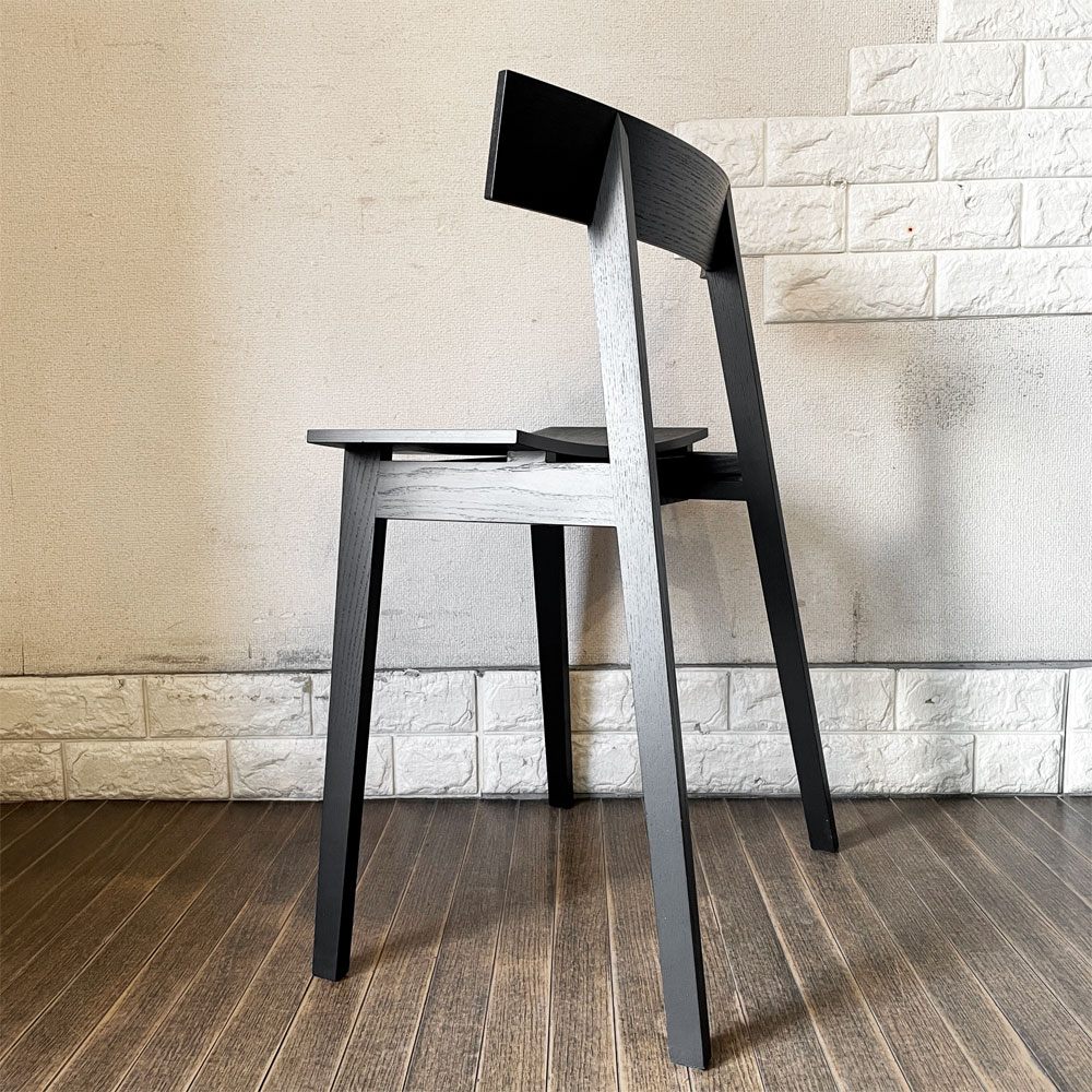 ワオ WOW ハーフチェア half chair オーパスワン Op.1 ホワイトアッシュ材 ブラック 引出し付 チョン・ウジン 旭川家具 定価￥62,700- ◎