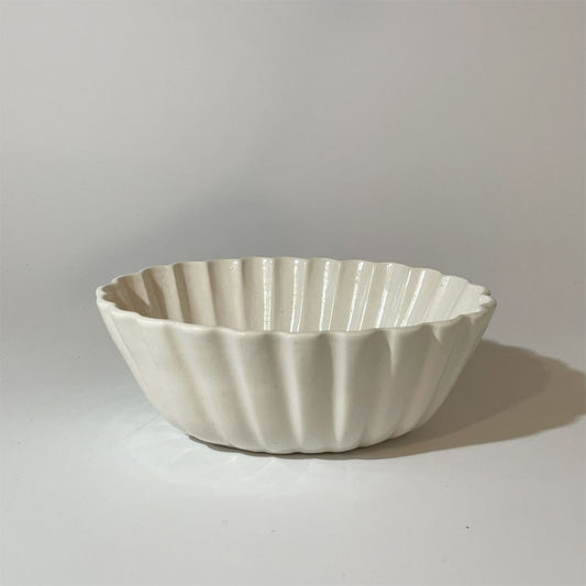 岡田直人 輪花楕円鉢 小鉢 ホワイト 陶芸家 現代作家 ★