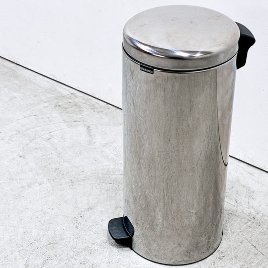 ブラバンシア brabantia ペダルビン NEWICON 30L ダストボックス ゴミ箱 ステンレス ●