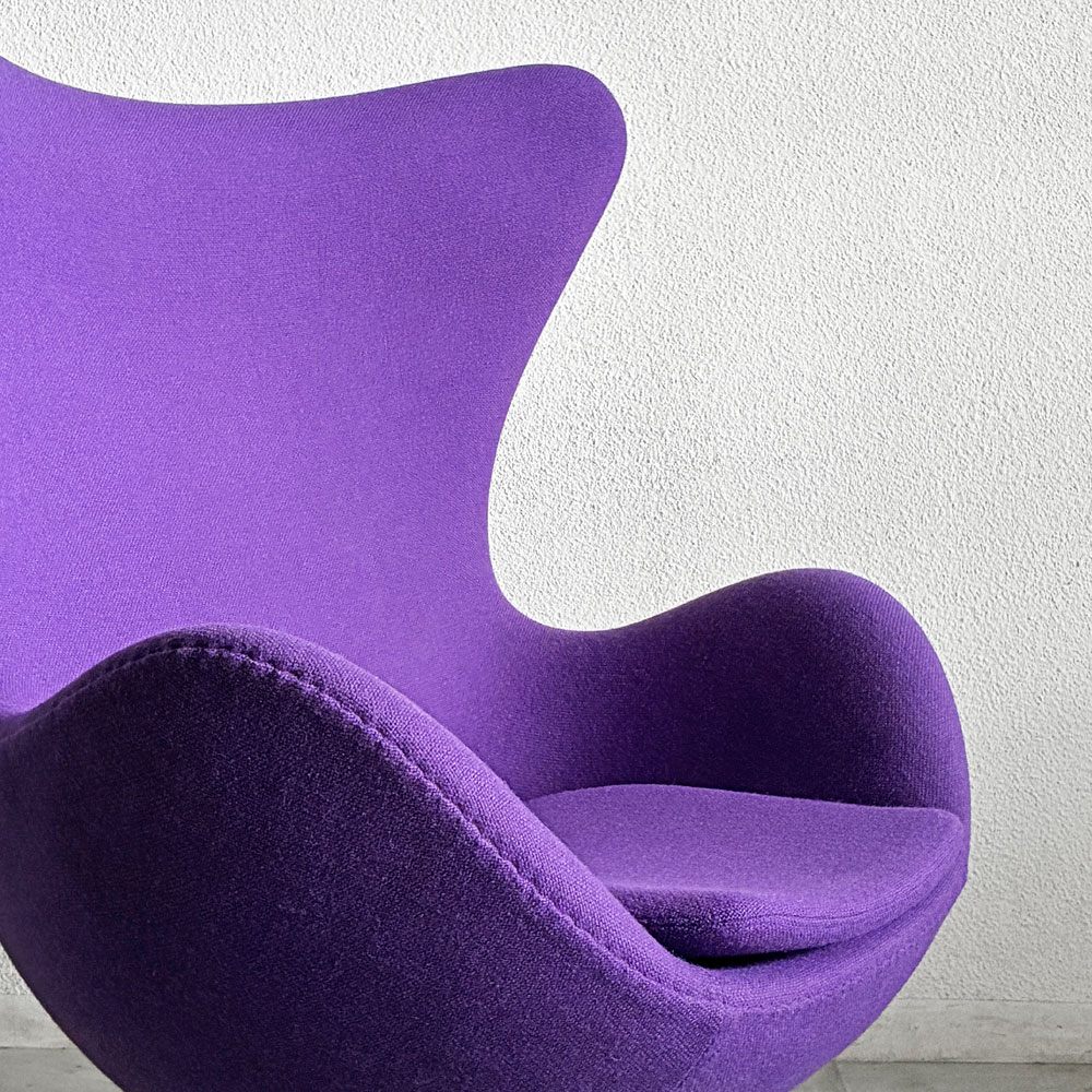 フリッツハンセン Fritz Hansen エッグチェア Egg chair ラウンジチェア ファブリック Kvadrat生地 パープル系 アルネ・ヤコブセン 参考定価￥1,185,800～ 〓