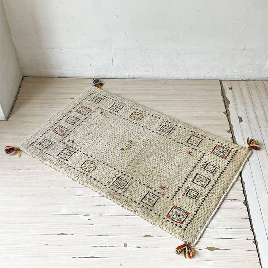 ギャッベ GABBEH ランナー キッチンマット 絨毯 玄関マット ウール ナチュラルカラー トライバルラグ イラン ★