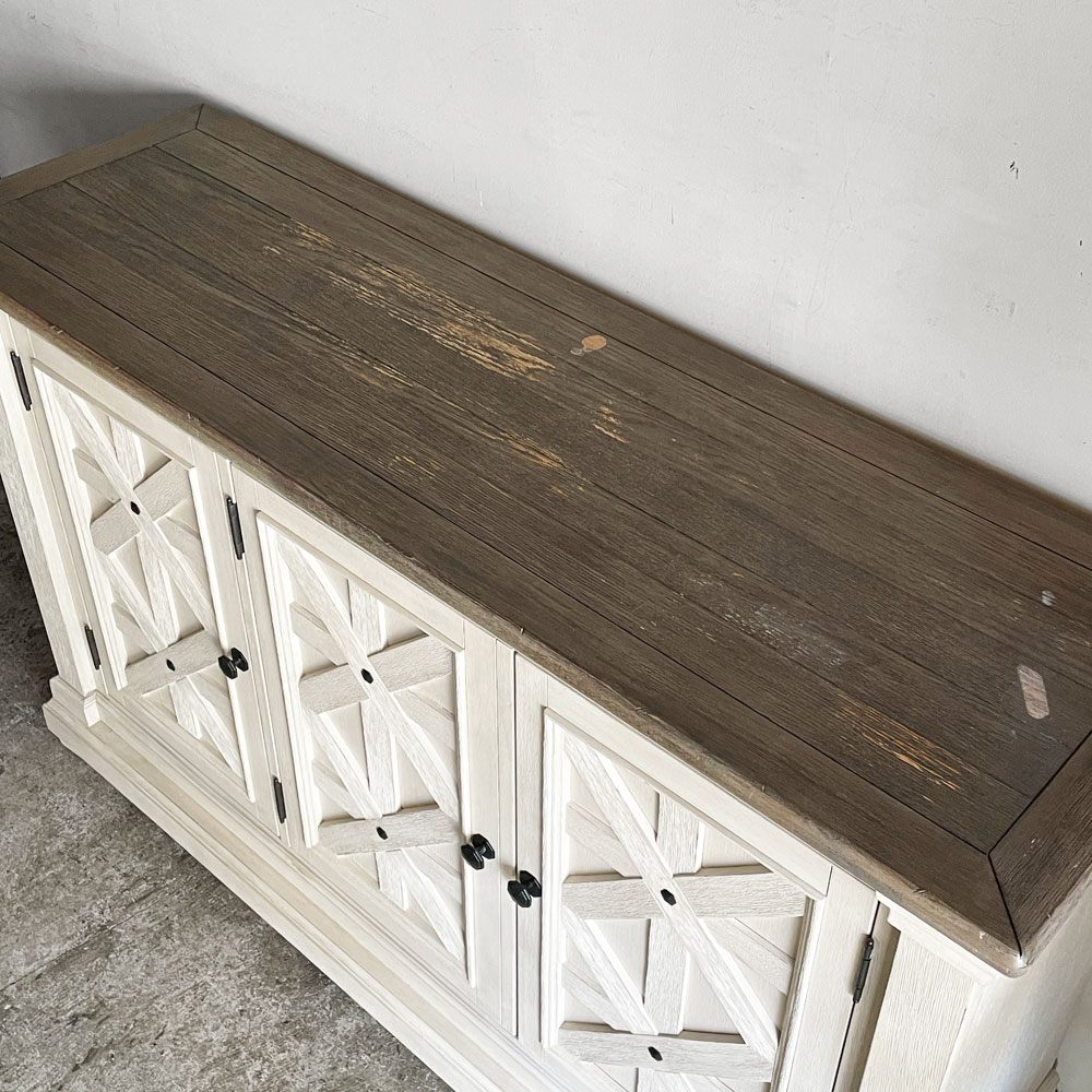 アシュレイ ファニチャー ホームストア Ashley Furniture HomeStore ダイニングサーバー Bolanburg Dining Room Server 収納棚 バーカウンター 西海岸スタイル ■