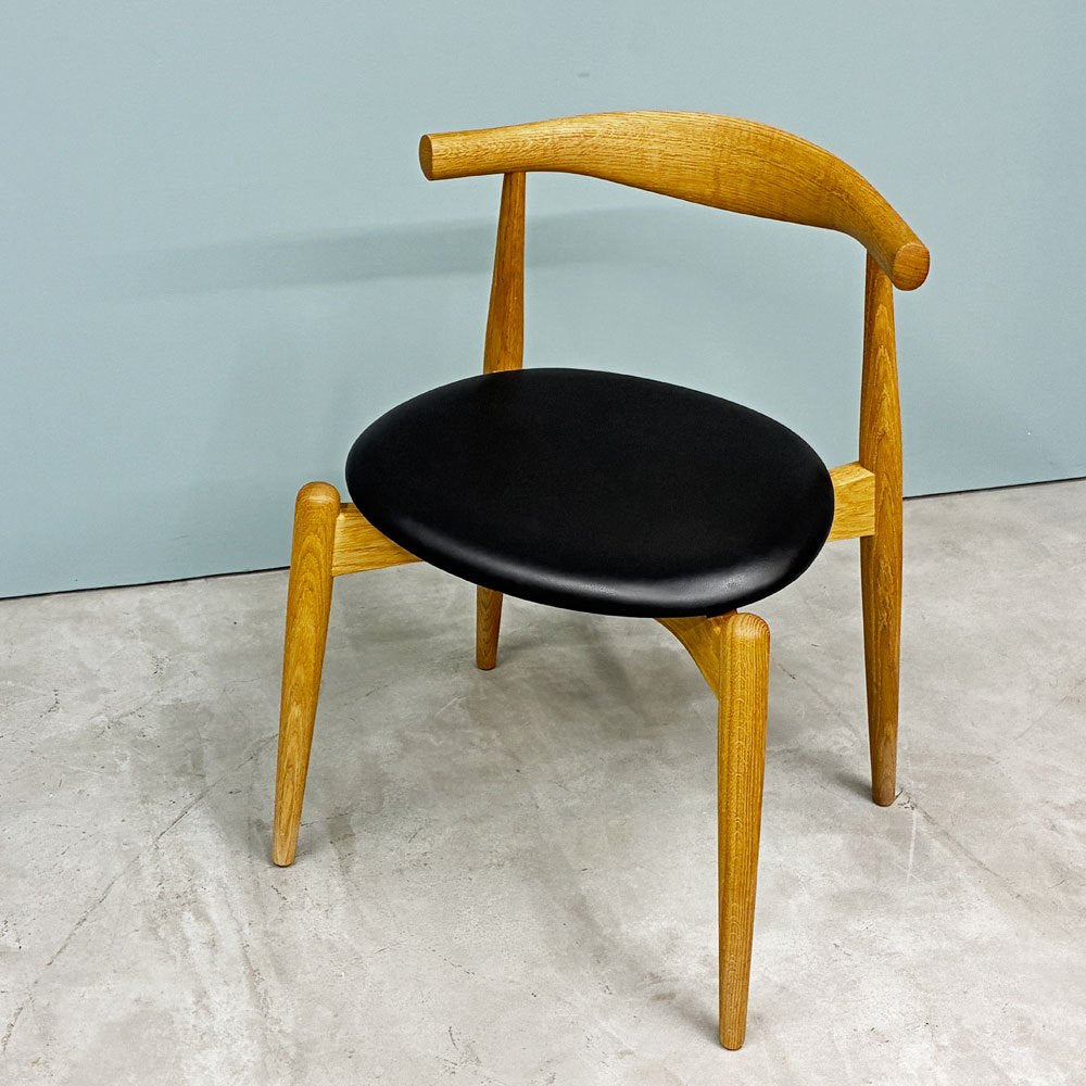 カールハンセン＆サン Carl Hansen & Son CH20 エルボーチェア ダイニングチェア オーク材 レザー 本革 ハンス・J・ウェグナー ◎