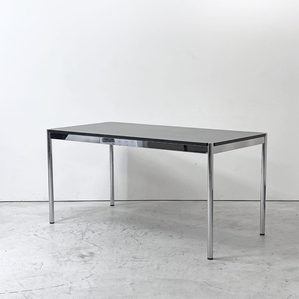 USMモジュラーファニチャー USM Haller USMハラーテーブル ワーキングデスク ダイニングテーブル オーク材 アジャスター付き ブラック W150×D75×H72cm ●