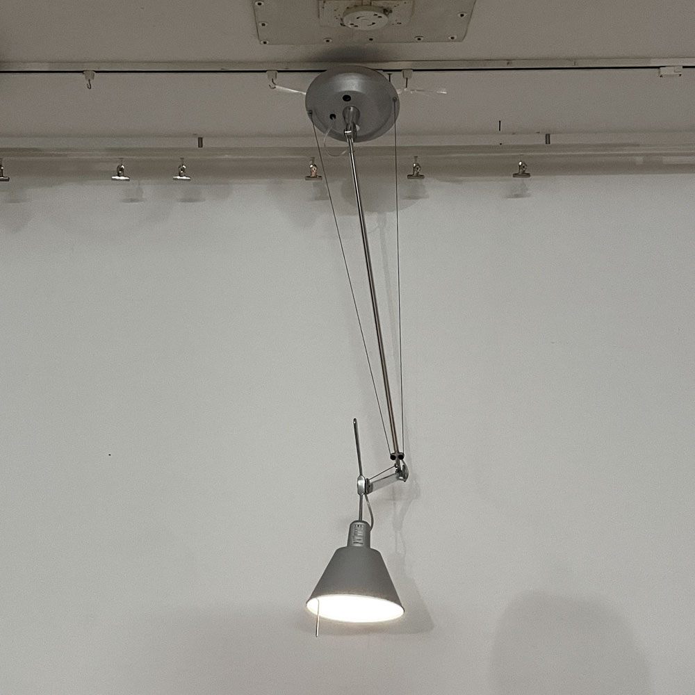 アルテミデ Artemide トロメオ サスペンション ディセントラ TOLOMEO Suspension Decentrata シーリングライト カンチレバー アルミ シルバー 定価￥162,800- 要電気工事 ●
