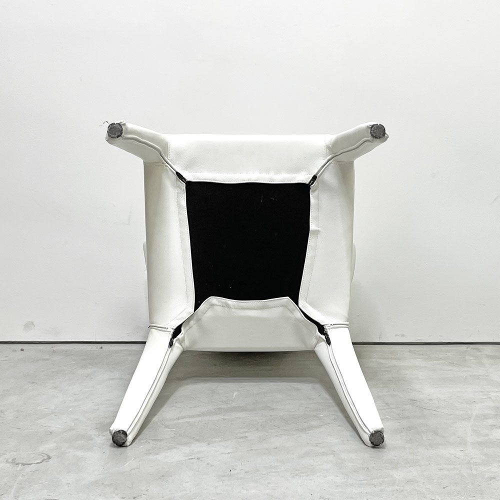 カッシーナ Cassina オラ 367 HOLA アームチェア 本革 フルレザー ホワイト ハンス・ウェッツスタイン 定価￥374,000- B ●