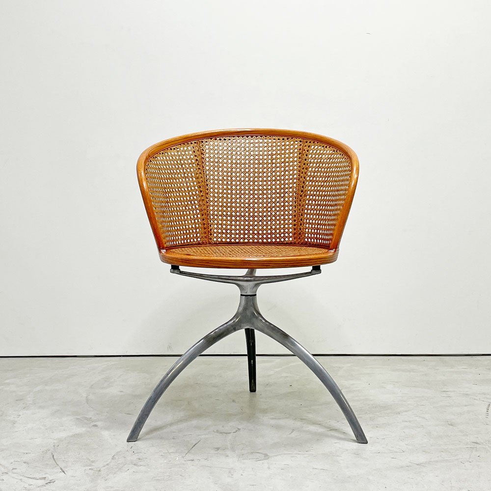 カッシーナイクスシー Cassina ixc. アリアス Alias ヤングレディ YOUNG LADY スウィベルチェア スウィベルベース ラタン 3本脚 回転式 ●