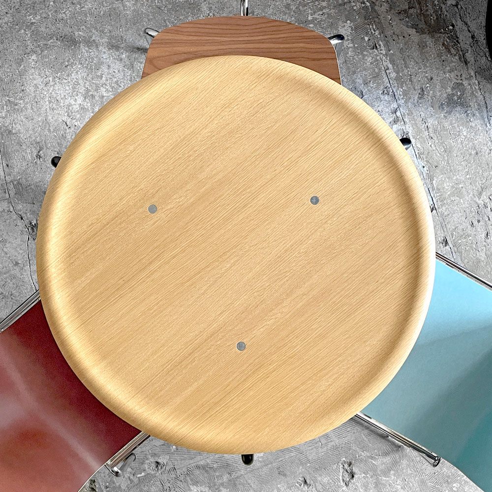 エンゲルブレヒト Engelbrechts ケヴィ KEVI 2010 ダイニングテーブル オーク材 プライウッド カフェテーブル 70cm 3本脚 ヨルゲン・ラスムッセン デンマーク 未使用品 ■