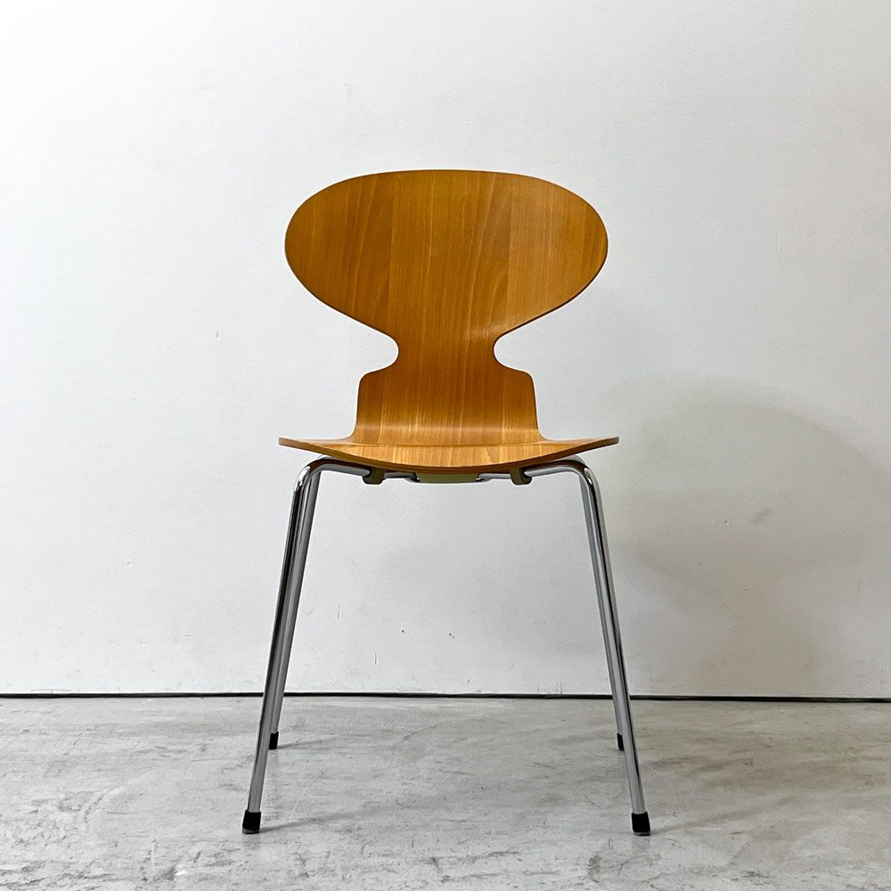 フリッツハンセン Fritz Hansen 3101 アリンコチェア アントチェア 4本脚 ナチュラルビーチ ラッカー仕上げ フェルトグライズ アルネ・ヤコブセン D ●