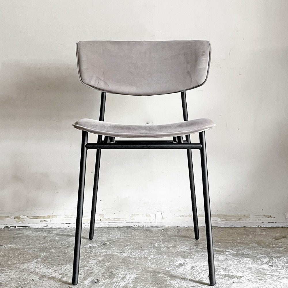 カリガリス Calligaris フィフティーズ FIFTIES ダイニングチェア サンドカラー×マットブラック ファブリック ベルベット スチール脚 モダンデザイン イタリア A ■