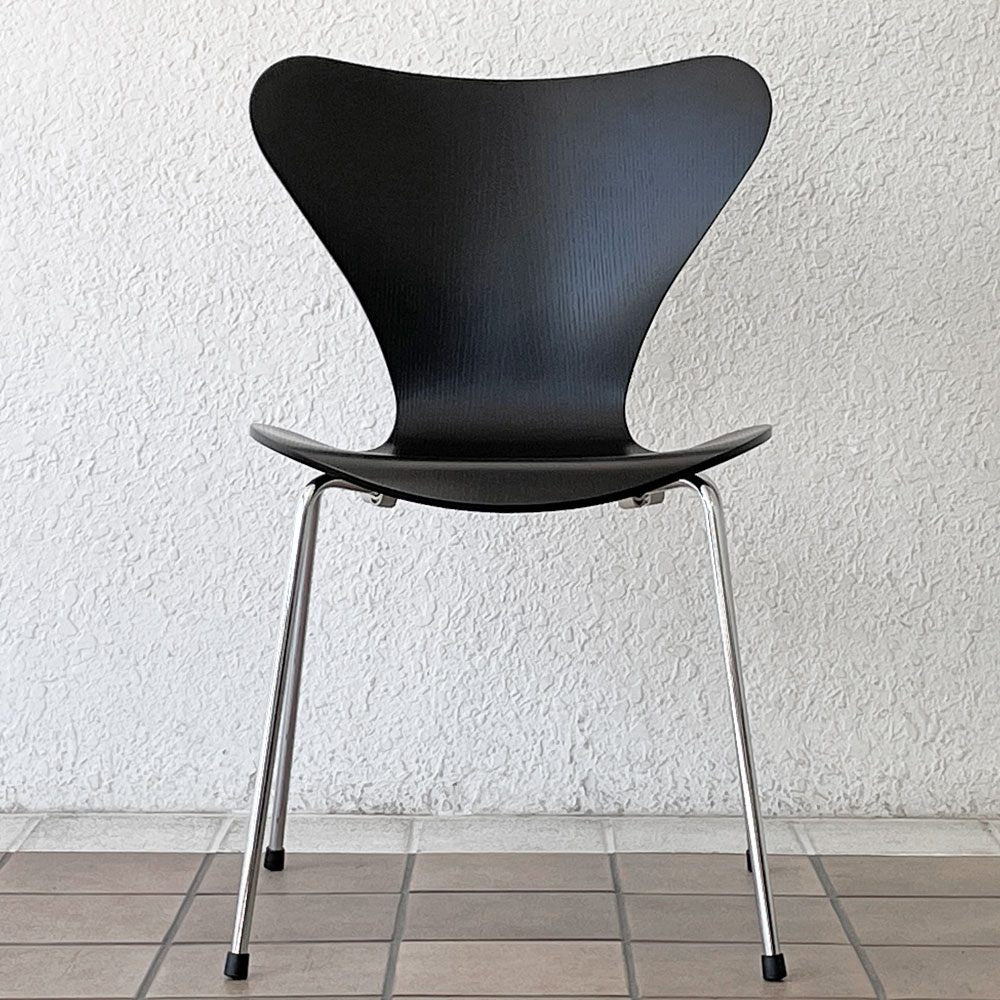 フリッツハンセン Fritz Hansen セブンチェア ダイニングチェア カラードアッシュ ブラック アルネ・ヤコブセン 北欧 デンマーク 定価￥76,780- 美品 B ◇
