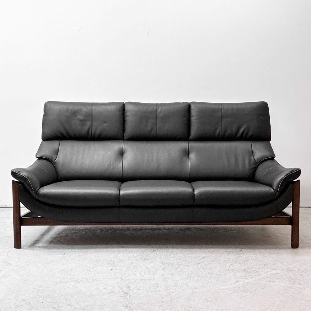 カリモク karimoku ZU6203 3シーター ソファ ハイバック 本革 ブラック オーク材 モカブラウン W194cm 定価￥420,200- ●