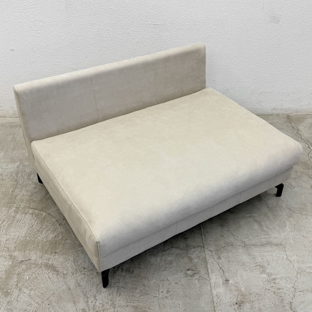 リラックスフォーム RELAXFORM グラシエーロ GLACIERO 1.5人掛けソファ W122cm プライムレザーテックス プラチナグレー 関家具 定価￥78,000- 〓