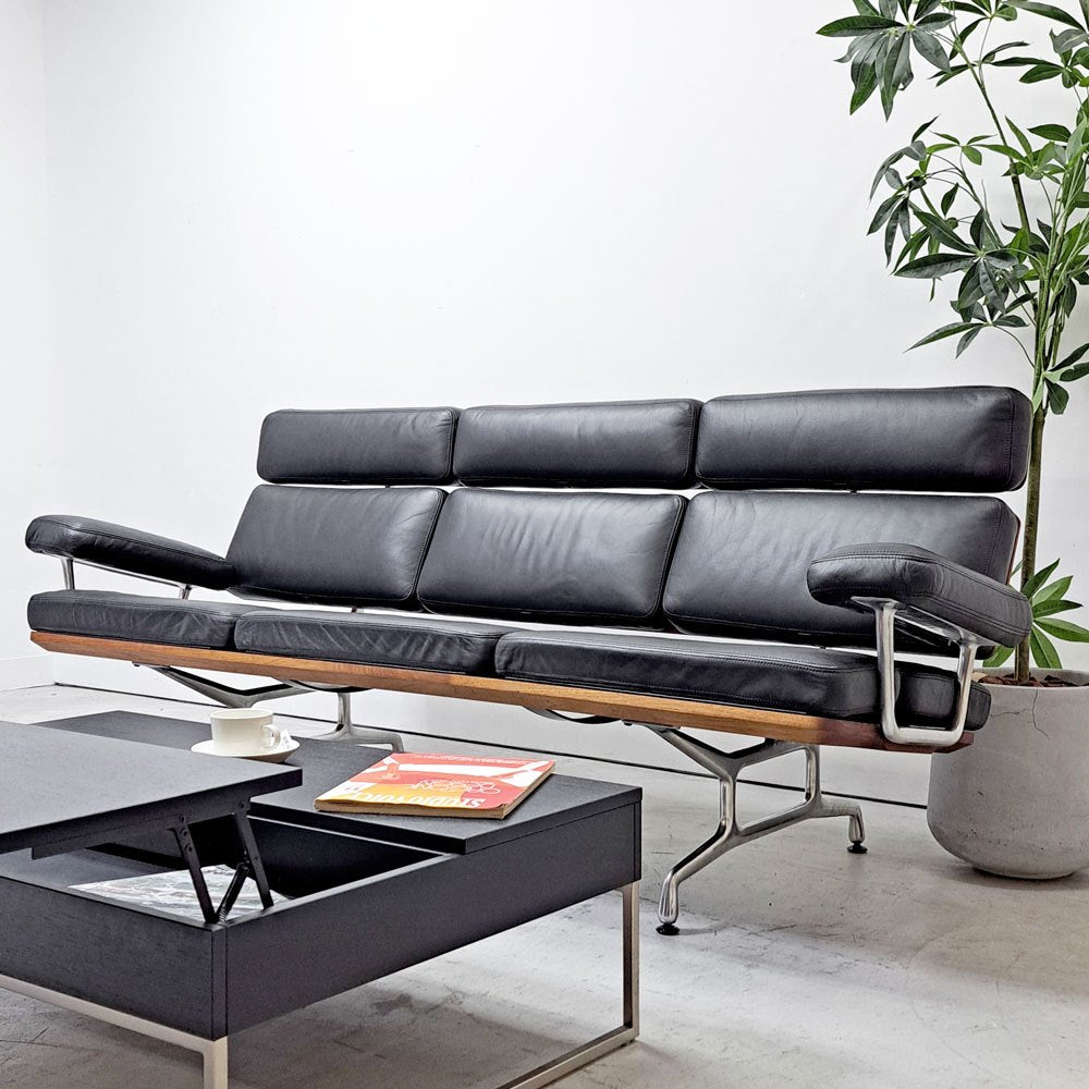 ハーマンミラー Herman Miller イームズソファ Eames Sofa 3シーター ウォールナット材 レザー ブラック C&R. イームズ ミッドセンチュリー ●