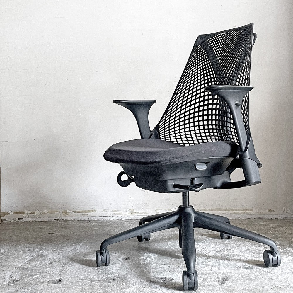 ハーマンミラー HermanMiller セイルチェア SAYL Chair ブラック サスペンションミドルバック アジャスタブルアーム イヴ・ベアール ■