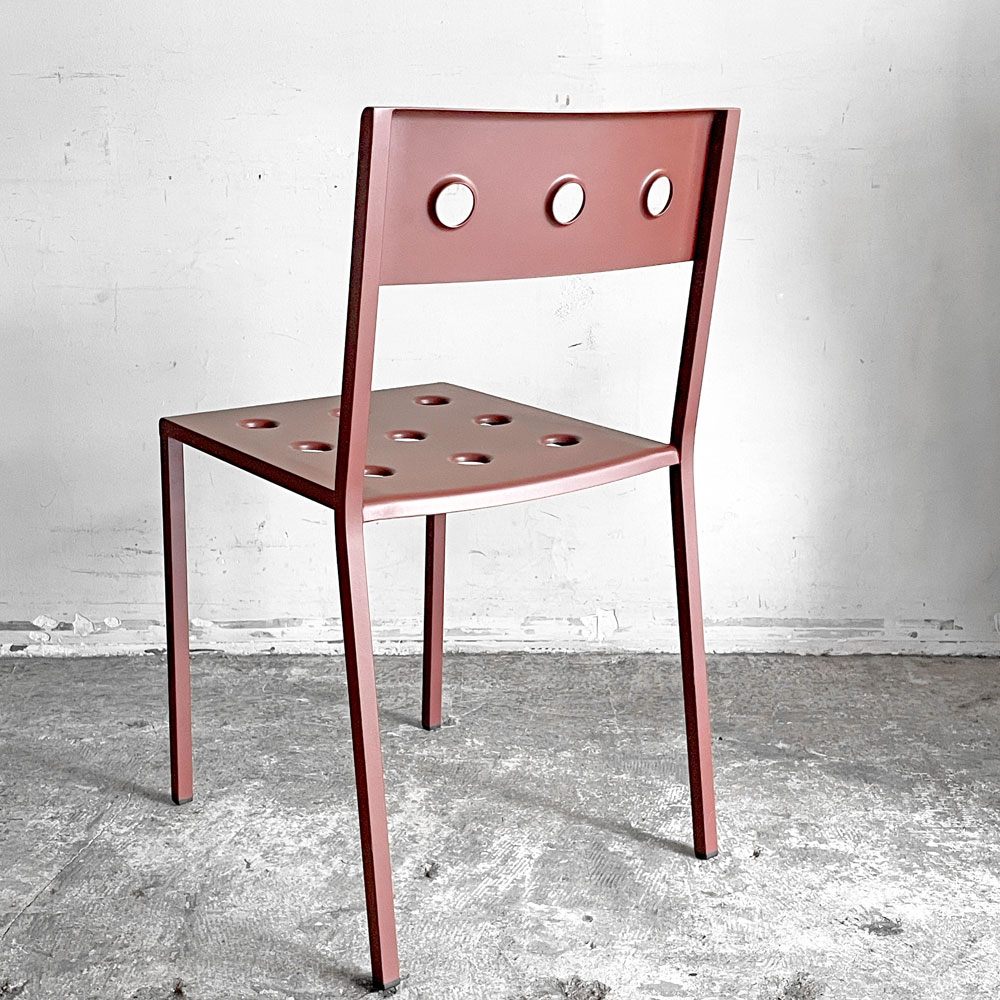 ヘイ HAY バルコニーチェア BALCONY CHAIR 屋外用 ダイニングチェア アームレス スタッキング スチール アイアンレッド 北欧デンマーク 定価￥44,000- A ■