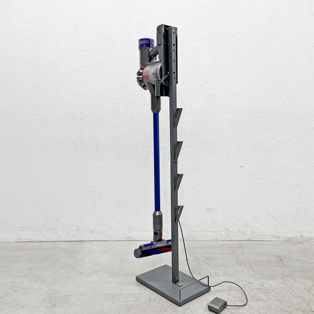 ダイソン dyson V8 Slim Fluffy コードレス掃除機 SV10K EXT BK 専用充電ドック & アタッチメント付 〓