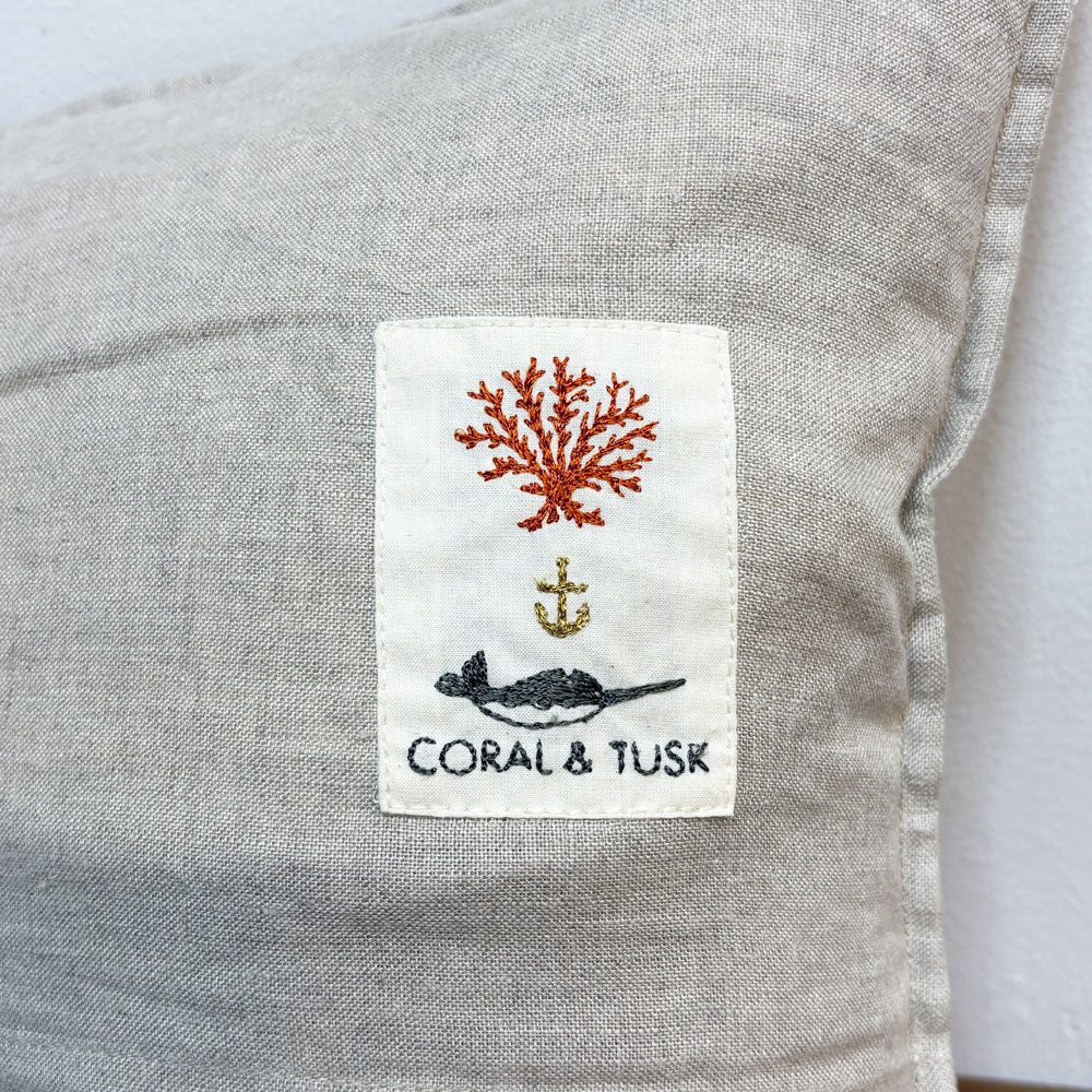コーラルアンドタスク Coral & Tusk パピーラブポケットピロー Puppy Love Pocket Pillow クッション 30×30cm リネン カバーリング 刺繍 ●