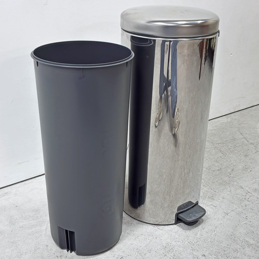 ブラバンシア brabantia ペダルビン NEWICON 30L ダストボックス ゴミ箱 ステンレス ●
