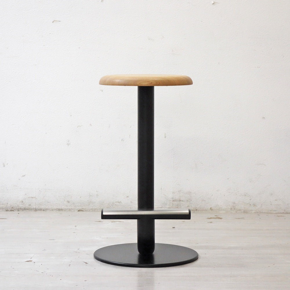 デサルト DESALTO ストロング STRONG カウンタースツール ミディアム ユージェニー・キトレ Eugeni Quitlet Cassina取扱  A ●