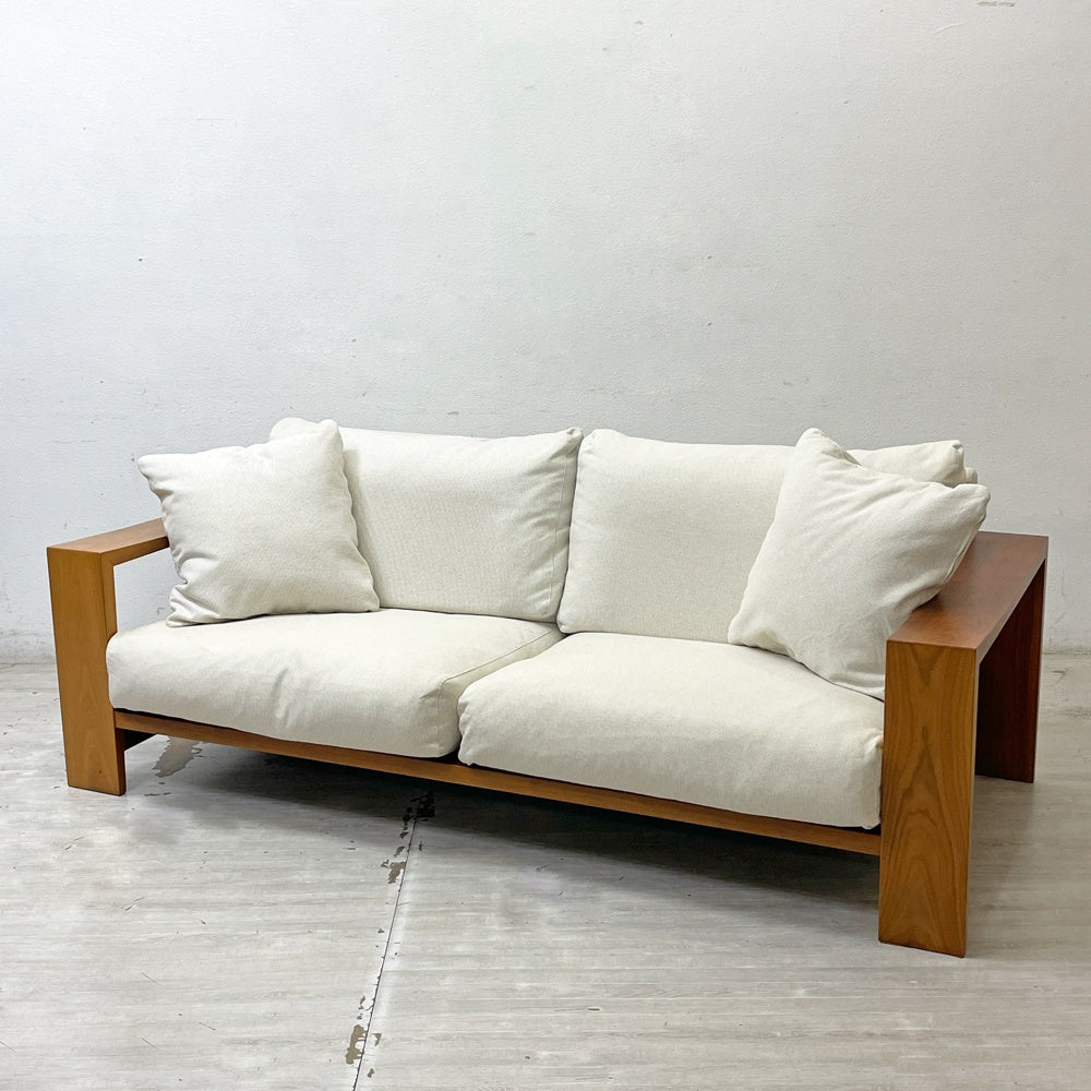 家具蔵 KAGURA モデルノ MODERNO 3Pソファ チェリー無垢材 ファブリック 現状品 ●