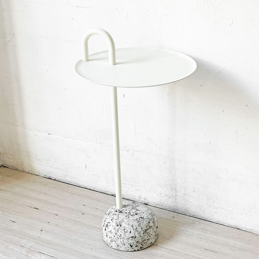 ヘイ HAY ボウラーサイドテーブル BOWLER SIDE TABLE シェーン・シュネック Shane Schneck クリームホワイト 定価 49500円 ★