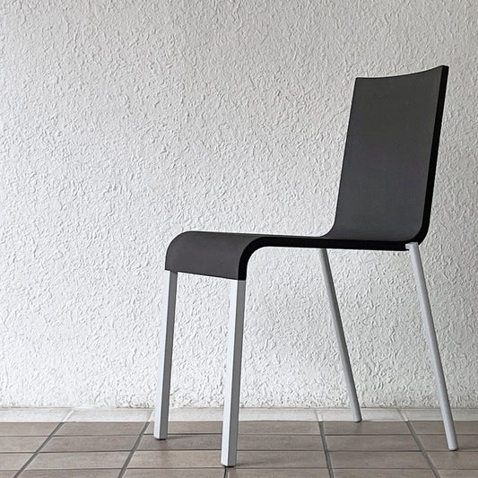 ヴィトラ vitra. ゼロスリー .03 ダイニングチェア スタッキングチェア ブラウン マールテン・ヴァン・セーヴェレン Maarten Van Severen A ◇