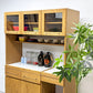 アデペシュ a.depeche カデル cadeal キッチンボード ｗ120 食器棚 オーク材 ガラス コンセント付 定価¥173,800- ●